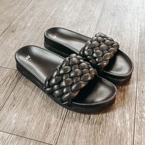 H&M braided leather sandal